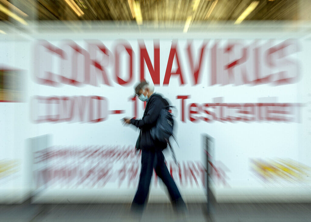 APTOPIX Virus Outbreak Germany